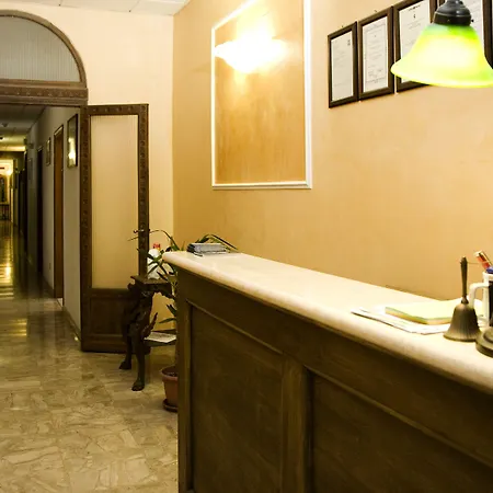 Merlini Hotel *