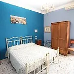 Ξενοδοχείο Merlini *